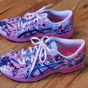 Ladies ASICS Gel Noosa Tri 11